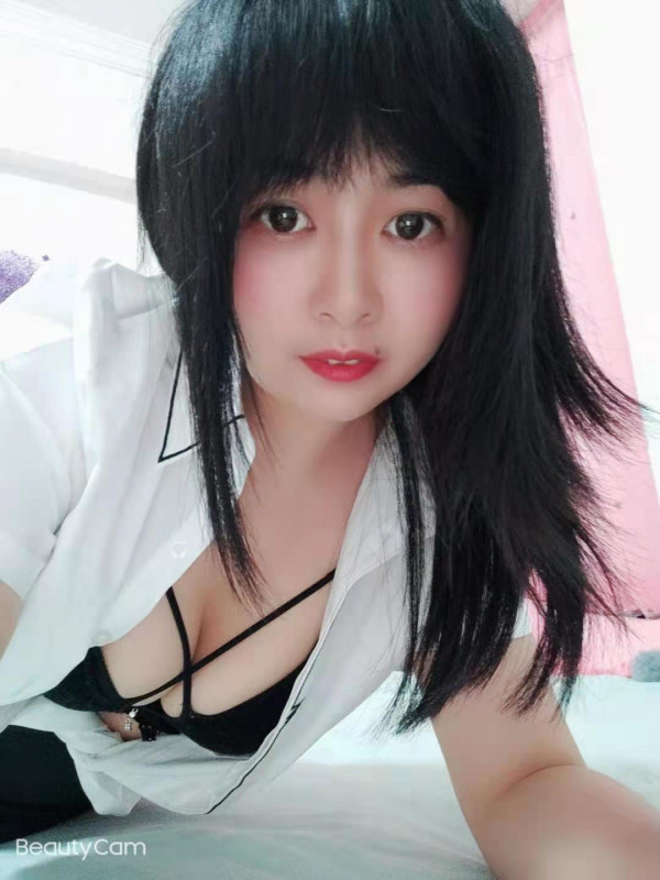 荔湾kiki舌吻美女